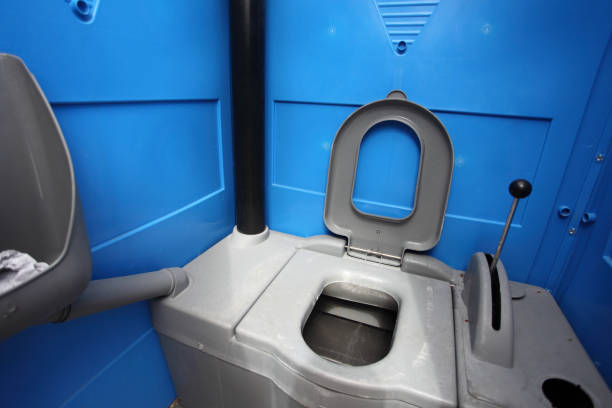 Portable Toilet Options We Offer in Eaton, IN