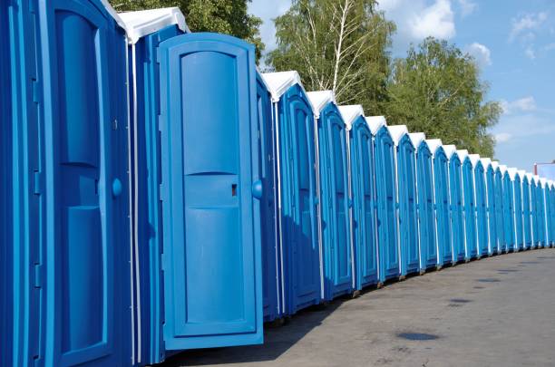 Portable bathroom rental